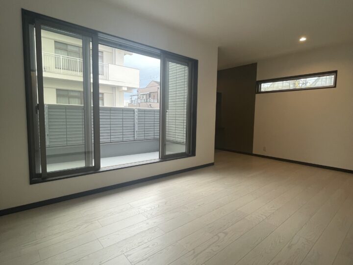 天理市川原城町：新築戸建