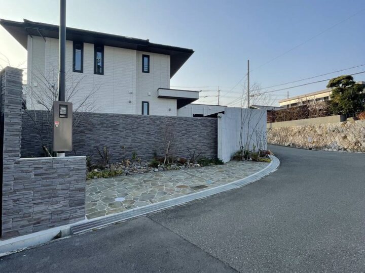 奈良市中登美ヶ丘2丁目：中古戸建