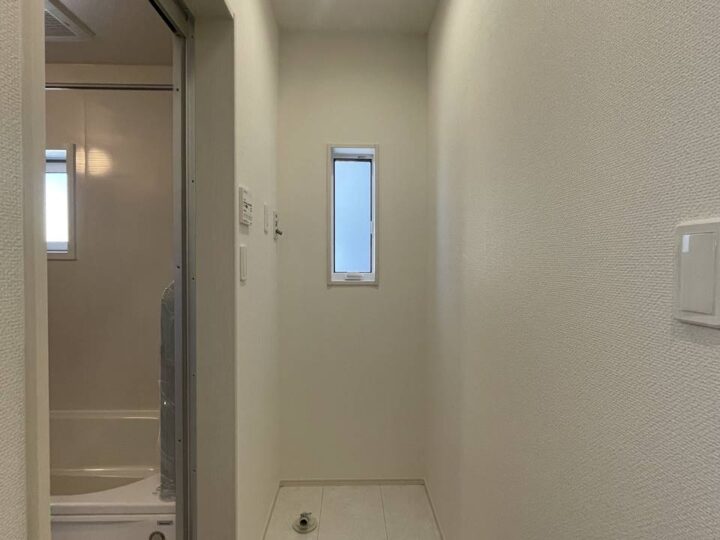 奈良市右京5丁目2号棟：新築戸建