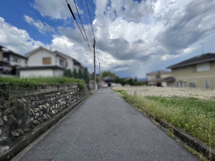 斑鳩町龍田北：土地