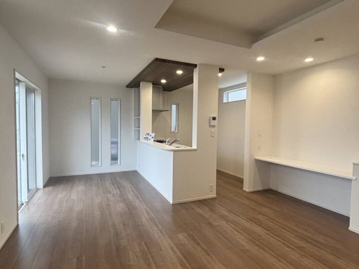 天理市前栽町2・3・5～７号棟：新築戸建