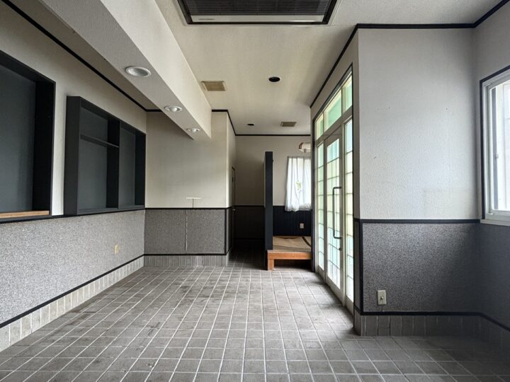 天理市守目堂町：店舗付き住宅