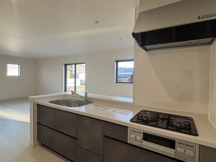 天理市田井庄町2期1・2号棟：新築戸建