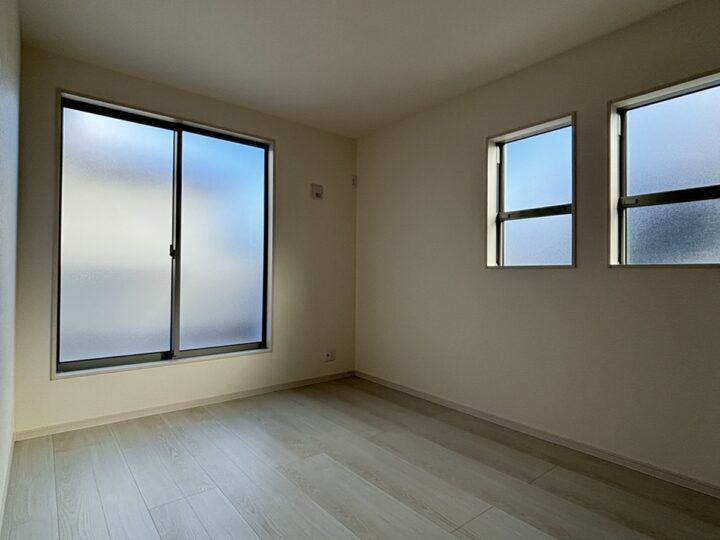 天理市田井庄町第4-1・2・4号棟：新築戸建