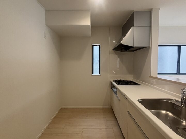 天理市杉本町第2ー2~4号棟:新築戸建