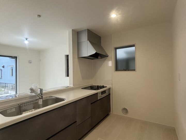 天理市指柳町2期2・5・6号棟：新築戸建