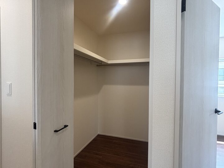天理市川原城町:新築一戸建て