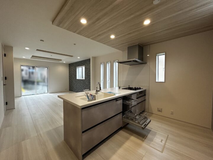 天理市平等坊町1号棟：新築戸建